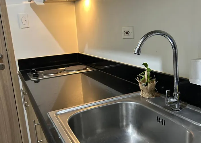 Apartment Affordable Comfort Haven Walking Distance To Mall Of Manila